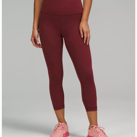 Wunder Train High-Rise Crop 23" Sz 2 Red Merlot NWT - Picture 2 of 6